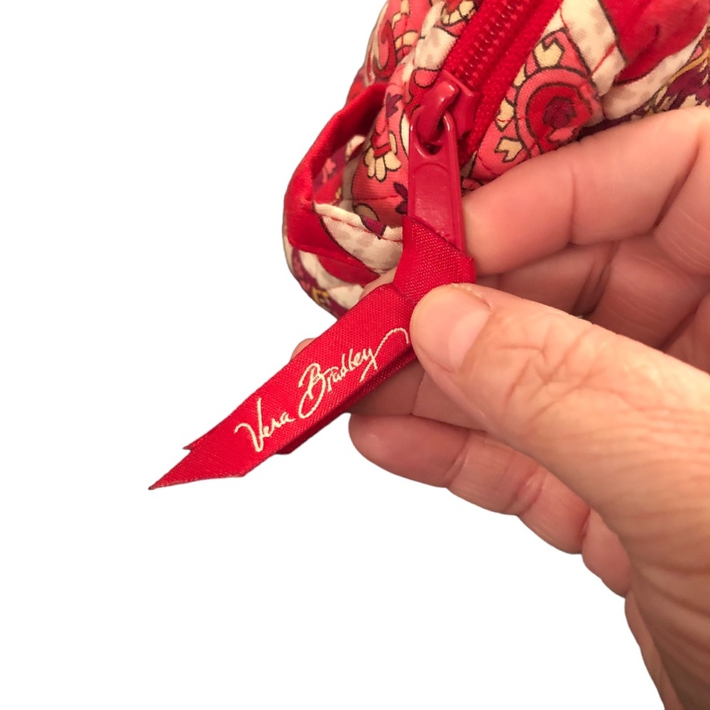 Vera Bradley Red Floral Patterned Lined Zippered Makeup Bag - Picture 7 of 10